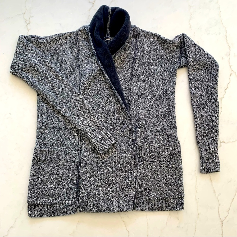 Lululemon Post Practice Cardigan Ghost Black Cardigan Knit Pockets Collar Button